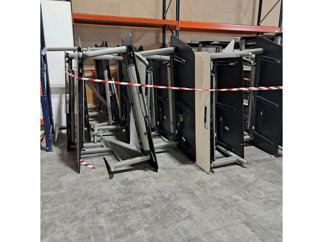 Partij bureaus - afbeelding 5 van  11