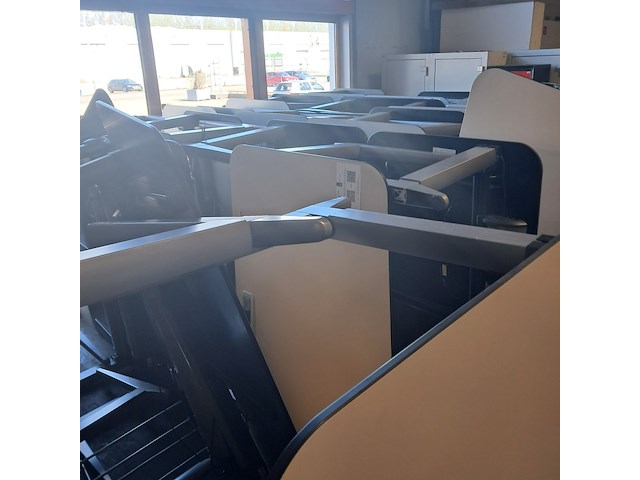 Partij bureaus - afbeelding 3 van  12