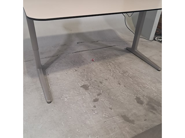 Partij bureaus - afbeelding 7 van  12