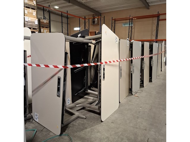 Partij bureaus - afbeelding 1 van  6