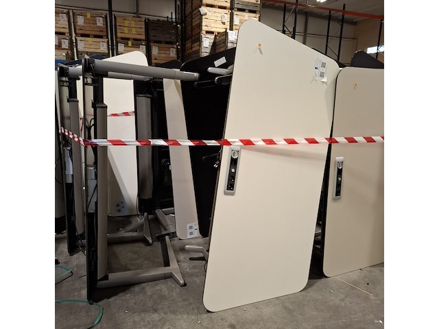 Partij bureaus - afbeelding 2 van  6