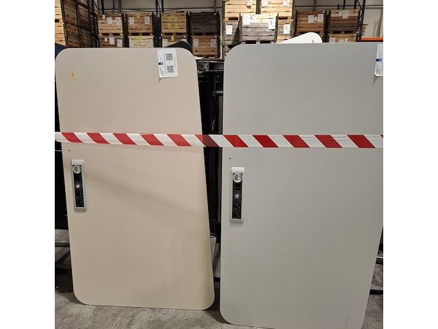 Partij bureaus - afbeelding 4 van  6