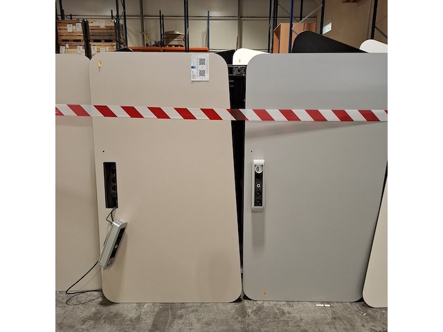 Partij bureaus - afbeelding 3 van  5