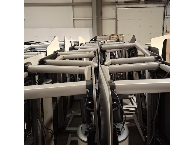 Partij bureaus - afbeelding 5 van  5