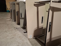 Partij bureaus - afbeelding 5 van  6