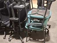 Partij bureaustoelen en vergaderstoelen, o.a. interstuhl en ahrend - afbeelding 3 van  11