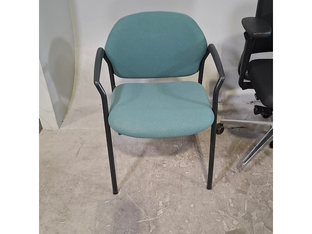 Partij bureaustoelen en vergaderstoelen, o.a. interstuhl en ahrend - afbeelding 4 van  11