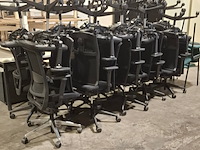 Partij bureaustoelen en vergaderstoelen, o.a. interstuhl en ahrend - afbeelding 10 van  11