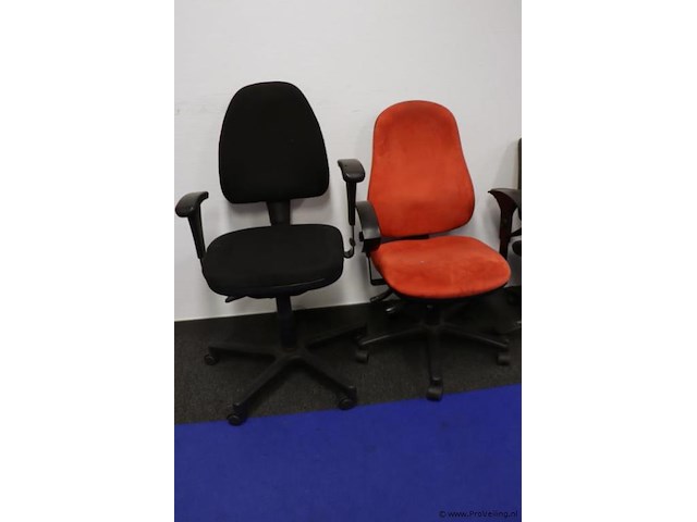 Partij bureaustoelen met armleuningen - afbeelding 3 van  3