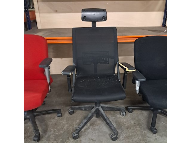 Partij bureaustoelen, o.a. ahrend - afbeelding 1 van  16