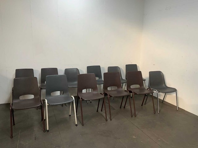 Partij bureaustoelen - afbeelding 4 van  7