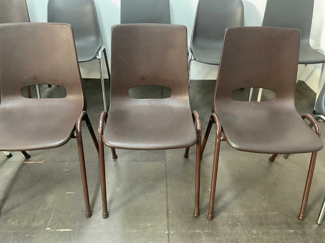 Partij bureaustoelen - afbeelding 5 van  7