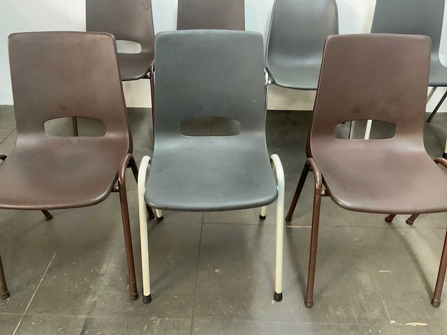 Partij bureaustoelen - afbeelding 6 van  7
