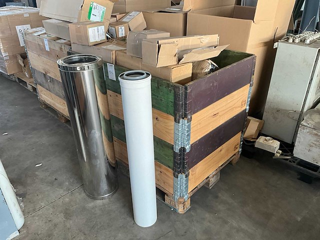 Partij burgerhout rookgassysteem onderdelen - afbeelding 1 van  7