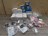 Partij busch-jaeger installatiemateriaal - afbeelding 1 van  6