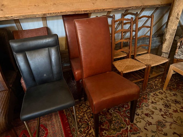 Partij (ca. 105) vintage en antieke stoelen - afbeelding 6 van  13