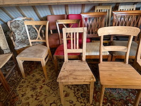 Partij (ca. 105) vintage en antieke stoelen - afbeelding 11 van  13