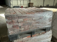 Partij ca. 4.500 gebruikte rode metselstenen – 210 × 105 × 50 mm – gepalletiseerd - afbeelding 2 van  12