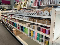 Partij cadeauverpakking materialen