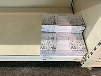 Partij cadeauverpakking materialen - afbeelding 38 van  54