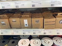 Partij cadeauverpakking materialen - afbeelding 44 van  54