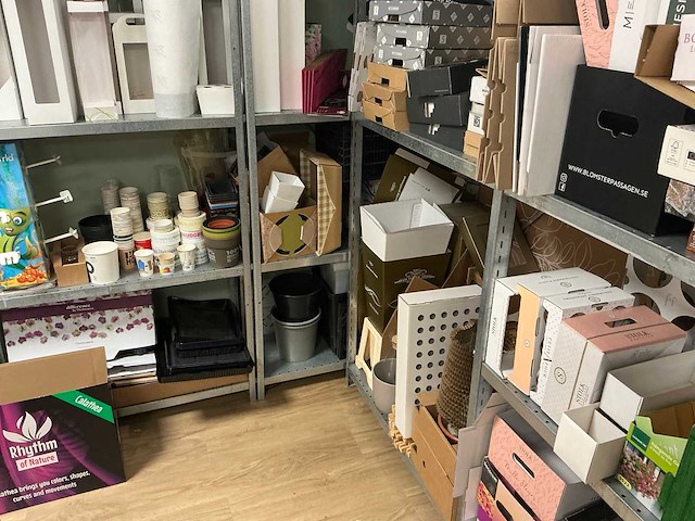 Partij cadeauverpakking - afbeelding 10 van  26