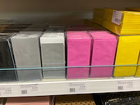 Partij cadeauverpakkingen - afbeelding 14 van  48