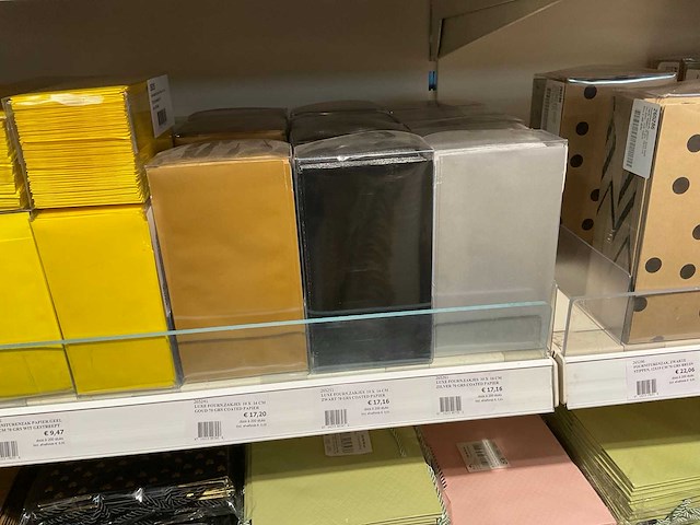 Partij cadeauverpakkingen - afbeelding 15 van  48