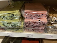 Partij cadeauverpakkingen - afbeelding 18 van  48