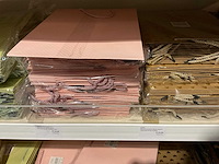 Partij cadeauverpakkingen - afbeelding 33 van  48