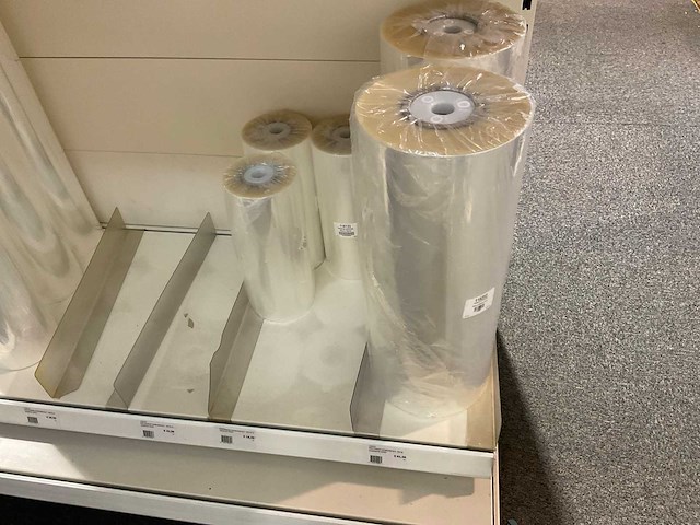 Partij cadeauverpakkingen - afbeelding 40 van  48