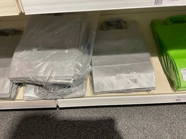 Partij cadeauverpakkingen - afbeelding 3 van  35