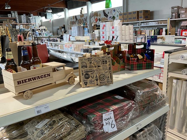 Partij cadeauverpakkingen - afbeelding 22 van  35