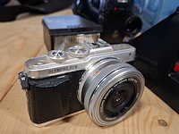 Partij camera's en video camera's, o.a. sony, samsung, canon, pentax, lumix, meerdere - afbeelding 7 van  26