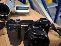 Partij camera's en video camera's, o.a. sony, samsung, canon, pentax, lumix, meerdere - afbeelding 14 van  26