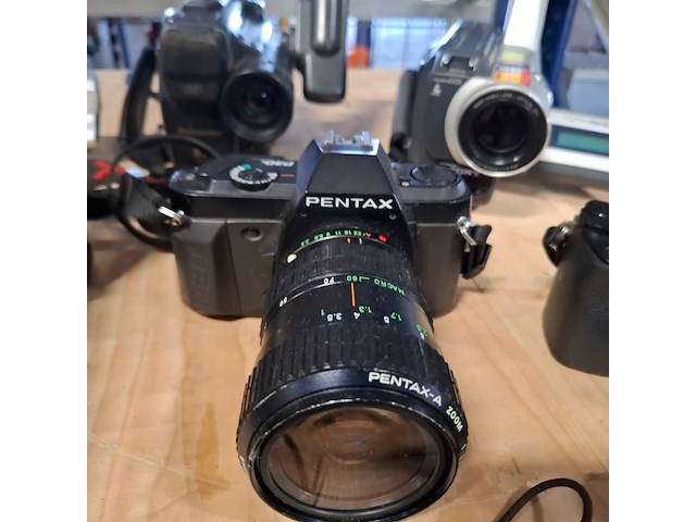 Partij camera's en video camera's, o.a. sony, samsung, canon, pentax, lumix, meerdere - afbeelding 15 van  26