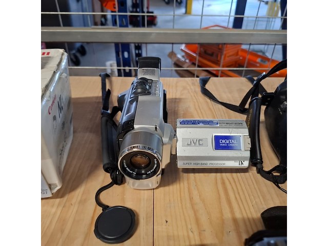 Partij camera's en video camera's, o.a. sony, samsung, canon, pentax, lumix, meerdere - afbeelding 17 van  26