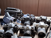 Partij camera's, lumix, olympus, minolata, canon, nikon, instax, jvc - afbeelding 2 van  17