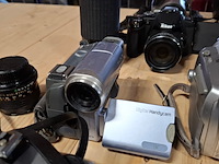Partij cameras, o.a. samsung, olympus, canon, sony, nikon - afbeelding 13 van  46