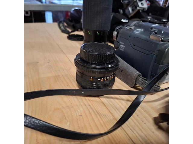 Partij cameras, o.a. samsung, olympus, canon, sony, nikon - afbeelding 14 van  46