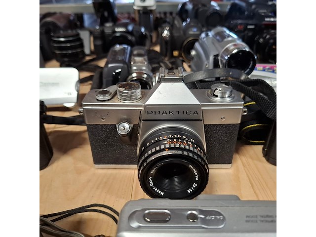 Partij cameras, o.a. samsung, olympus, canon, sony, nikon - afbeelding 18 van  46