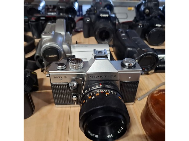 Partij cameras, o.a. samsung, olympus, canon, sony, nikon - afbeelding 20 van  46