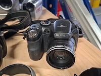Partij cameras, o.a. samsung, olympus, canon, sony, nikon - afbeelding 22 van  46