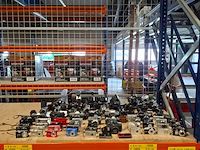Partij cameras, o.a. samsung, olympus, canon, sony, nikon - afbeelding 12 van  46