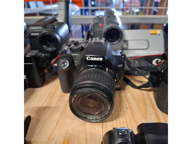 Partij cameras, o.a. samsung, olympus, canon, sony, nikon - afbeelding 26 van  46