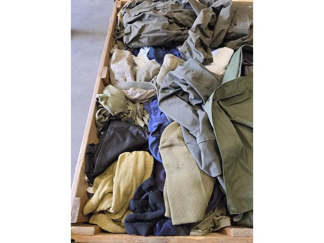 Partij camouflage kleding en uitrusting artikelen, woodland / kpu / kl / falke - afbeelding 6 van  8