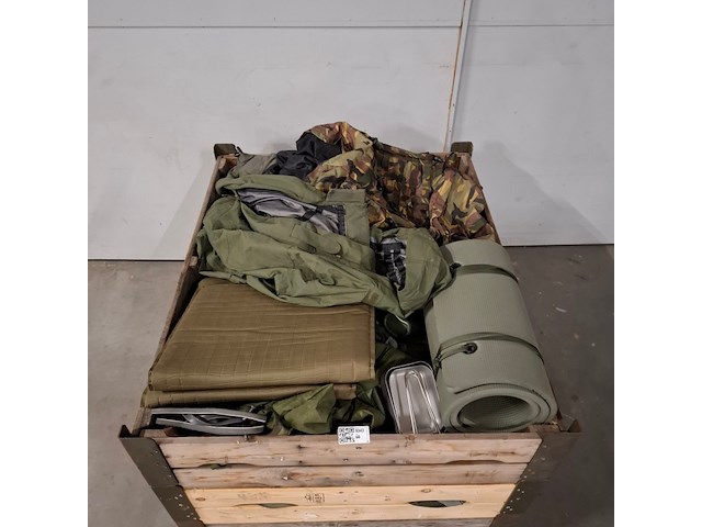 Partij camouflage kleding en uitrusting artikelen, woodland / kpu / kl / falke - afbeelding 2 van  2