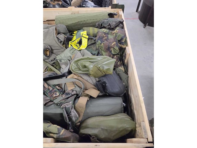 Partij camouflage kleding en uitrusting artikelen, woodland / kpu / kl / falke - afbeelding 5 van  6