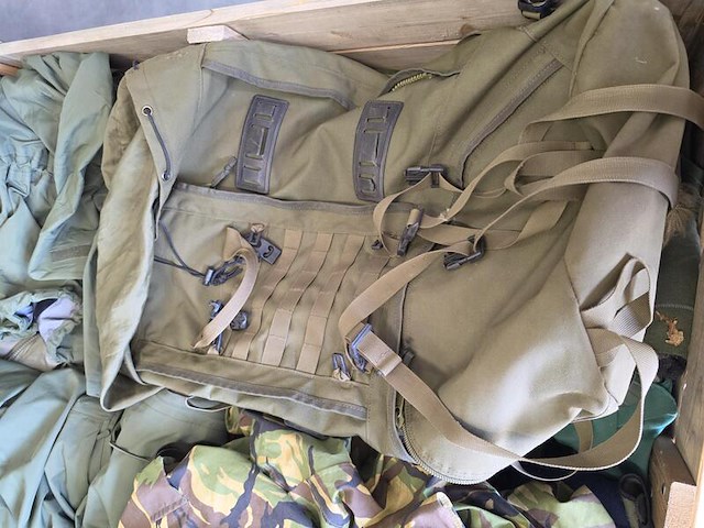 Partij camouflage kleding en uitrusting artikelen, woodland / kpu / kl / falke - afbeelding 8 van  8
