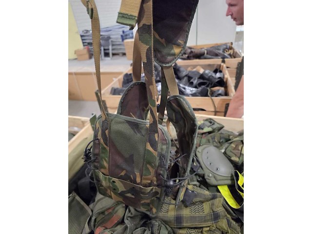 Partij camouflage kleding en uitrusting artikelen, woodland / kpu / kl / falke - afbeelding 4 van  6